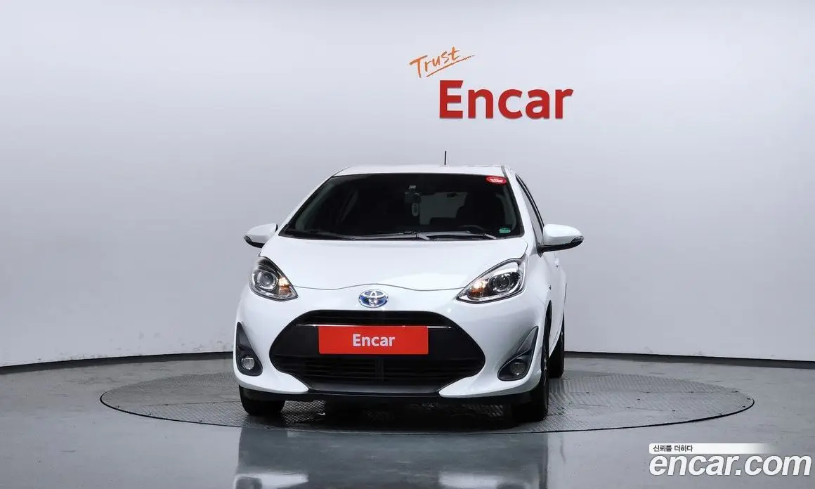 Toyota Prius 2018 1.5 автомат (гидро), фото 3 Toyota Prius 2018 1.5 автомат (гидро), фото 3
