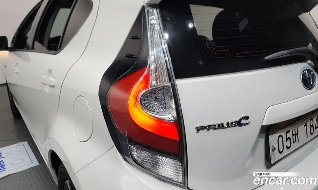 Toyota Prius 2018 1.5 автомат (гидро), миниатюра 9 Toyota Prius 2018 1.5 автомат (гидро), миниатюра 9