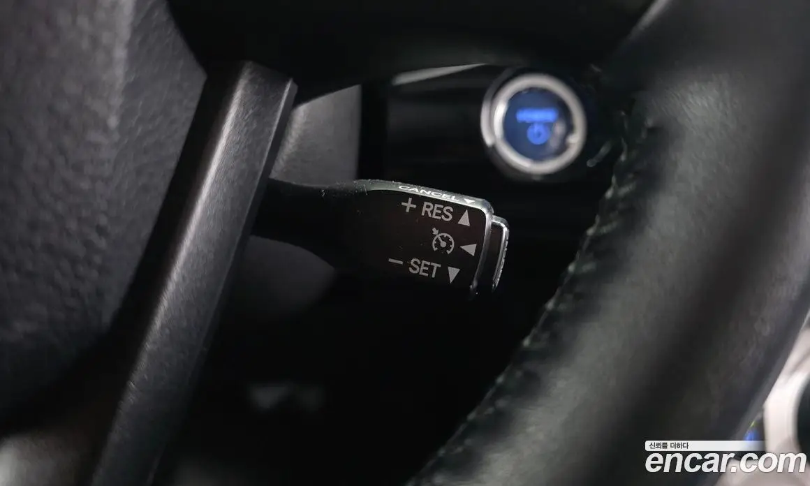 Toyota Prius 2018 1.8 автомат (гидро), фото 19