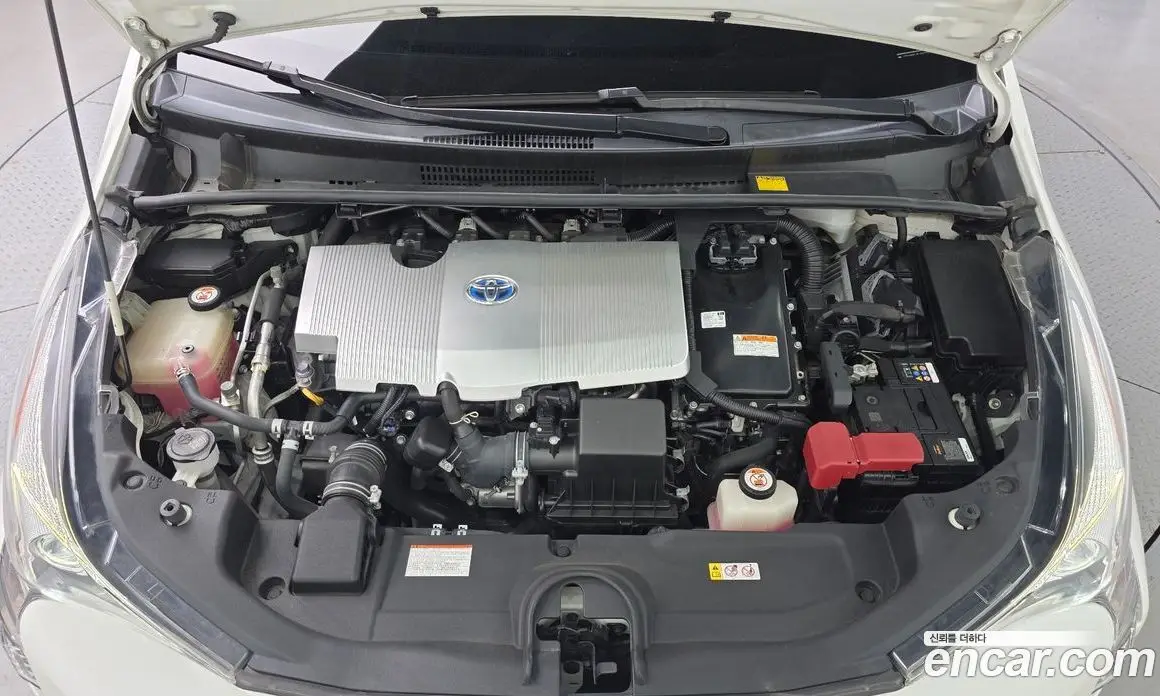 Toyota Prius 2018 1.8 автомат (гидро), фото 6