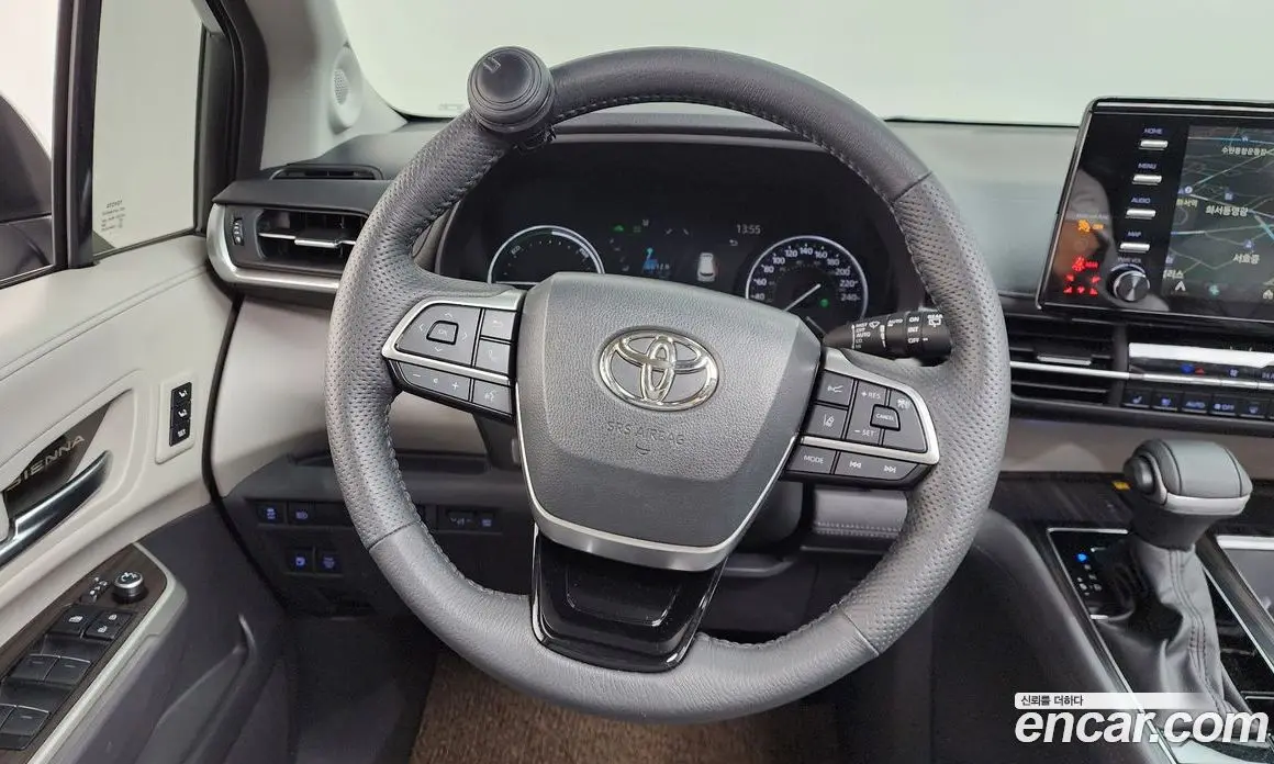 Toyota Sienna 2023 2.5 автомат (гидро), фото 18 Toyota Sienna 2023 2.5 автомат (гидро), фото 18
