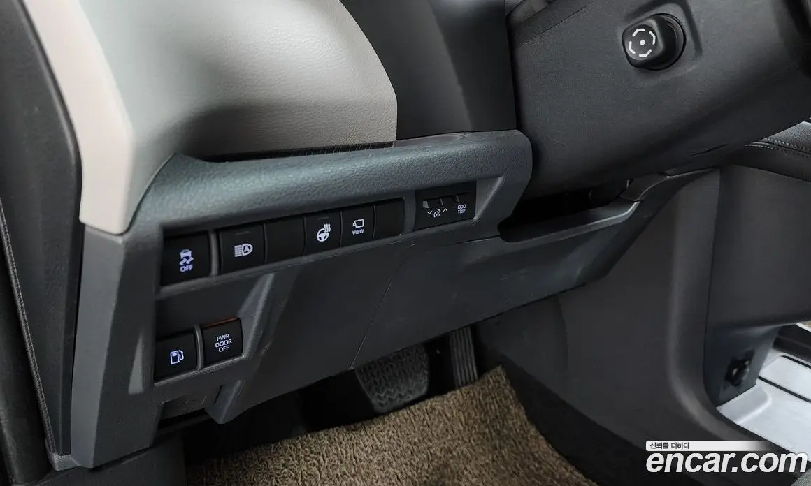Toyota Sienna 2023 2.5 автомат (гидро), фото 28 Toyota Sienna 2023 2.5 автомат (гидро), фото 28
