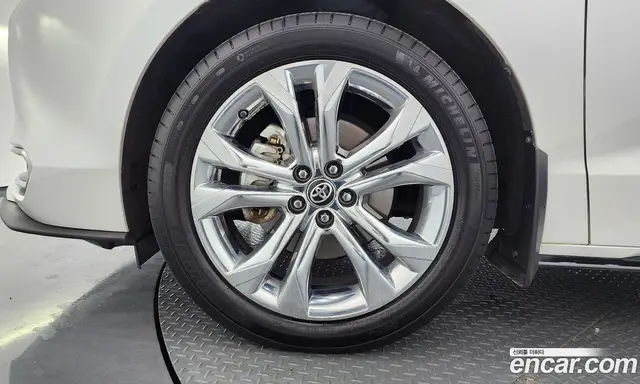 Toyota Sienna 2023 2.5 автомат (гидро), миниатюра 5 Toyota Sienna 2023 2.5 автомат (гидро), миниатюра 5