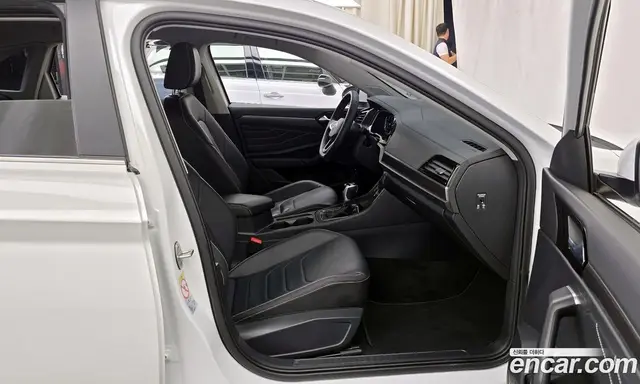 Volkswagen Jetta 2023 1.5 автомат (гидро), миниатюра 12