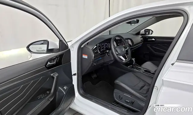 Volkswagen Jetta 2023 1.5 автомат (гидро), миниатюра 10 Volkswagen Jetta 2023 1.5 автомат (гидро), миниатюра 10