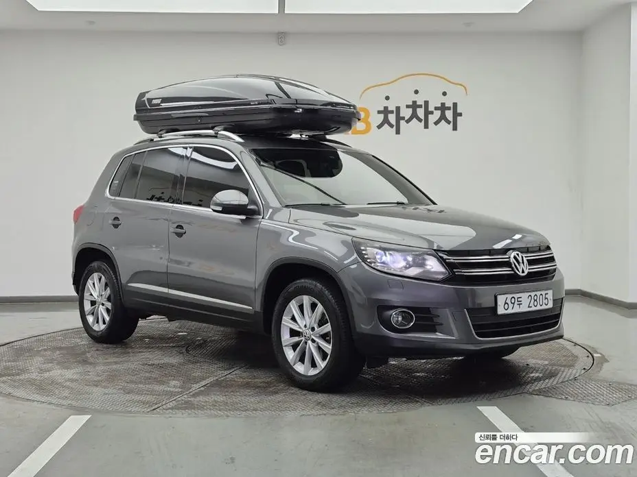 Volkswagen Tiguan 2014 2.0 автомат (гидро), фото 2 Volkswagen Tiguan 2014 2.0 автомат (гидро), фото 2