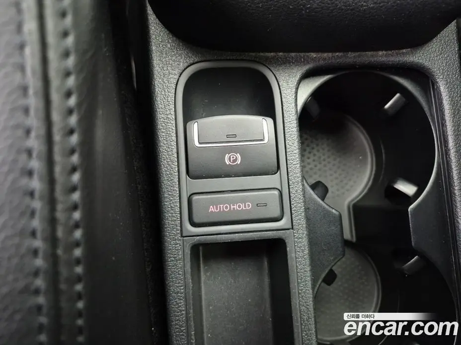 Volkswagen Tiguan 2014 2.0 автомат (гидро), фото 18 Volkswagen Tiguan 2014 2.0 автомат (гидро), фото 18