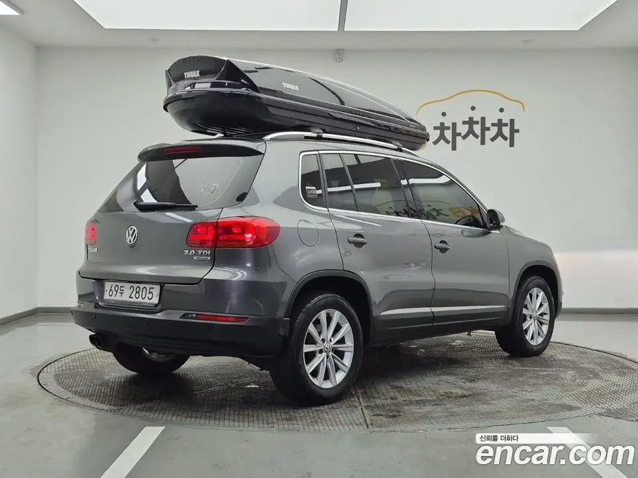 Volkswagen Tiguan 2014 2.0 автомат (гидро), фото 4 Volkswagen Tiguan 2014 2.0 автомат (гидро), фото 4