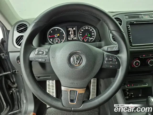 Volkswagen Tiguan 2014 2.0 автомат (гидро), миниатюра 10 Volkswagen Tiguan 2014 2.0 автомат (гидро), миниатюра 10