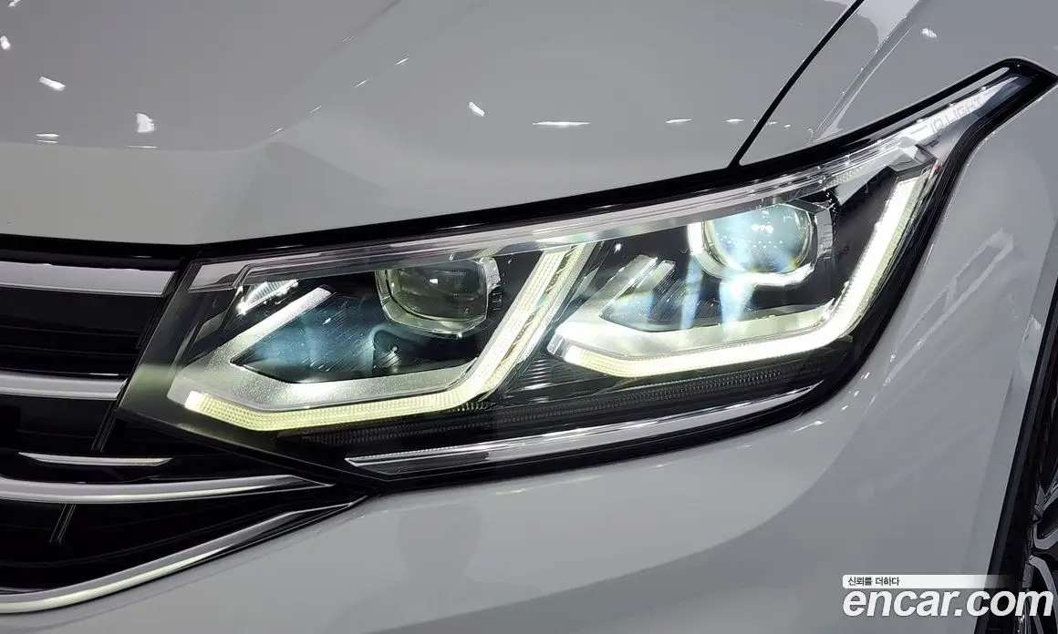 Volkswagen Tiguan 2023 2.0 автомат (гидро), фото 8 Volkswagen Tiguan 2023 2.0 автомат (гидро), фото 8