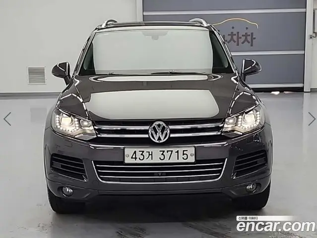 Volkswagen Touareg 2012 3.0 автомат (гидро), миниатюра 2 Volkswagen Touareg 2012 3.0 автомат (гидро), миниатюра 2