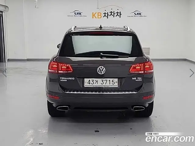 Volkswagen Touareg 2012 3.0 автомат (гидро), миниатюра 3 Volkswagen Touareg 2012 3.0 автомат (гидро), миниатюра 3