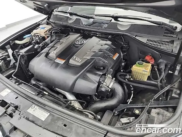 Volkswagen Touareg 2012 3.0 автомат (гидро), миниатюра 5 Volkswagen Touareg 2012 3.0 автомат (гидро), миниатюра 5