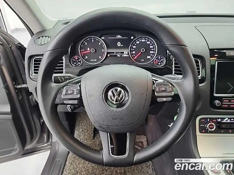 Volkswagen Touareg 2012 3.0 автомат (гидро), фото 9 Volkswagen Touareg 2012 3.0 автомат (гидро), фото 9