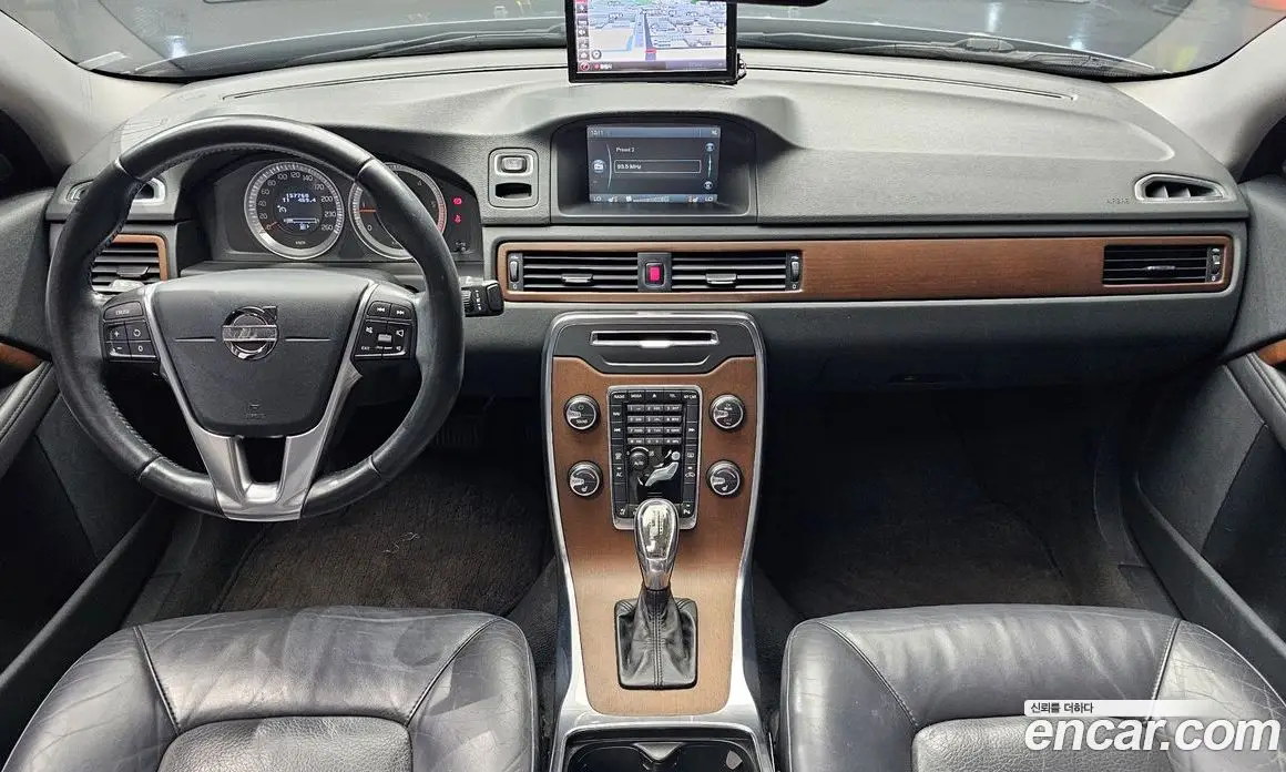 Volvo S80 2013 2.0 автомат (гидро), фото 7 Volvo S80 2013 2.0 автомат (гидро), фото 7