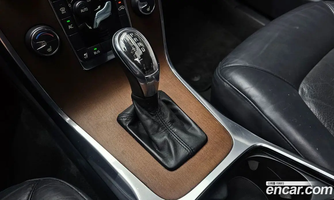 Volvo S80 2013 2.0 автомат (гидро), фото 9 Volvo S80 2013 2.0 автомат (гидро), фото 9