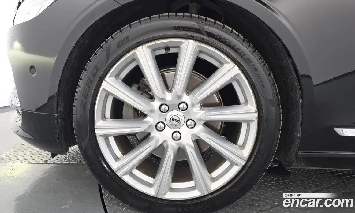 Volvo S90 2020 2.0 автомат (гидро), фото 5 Volvo S90 2020 2.0 автомат (гидро), фото 5