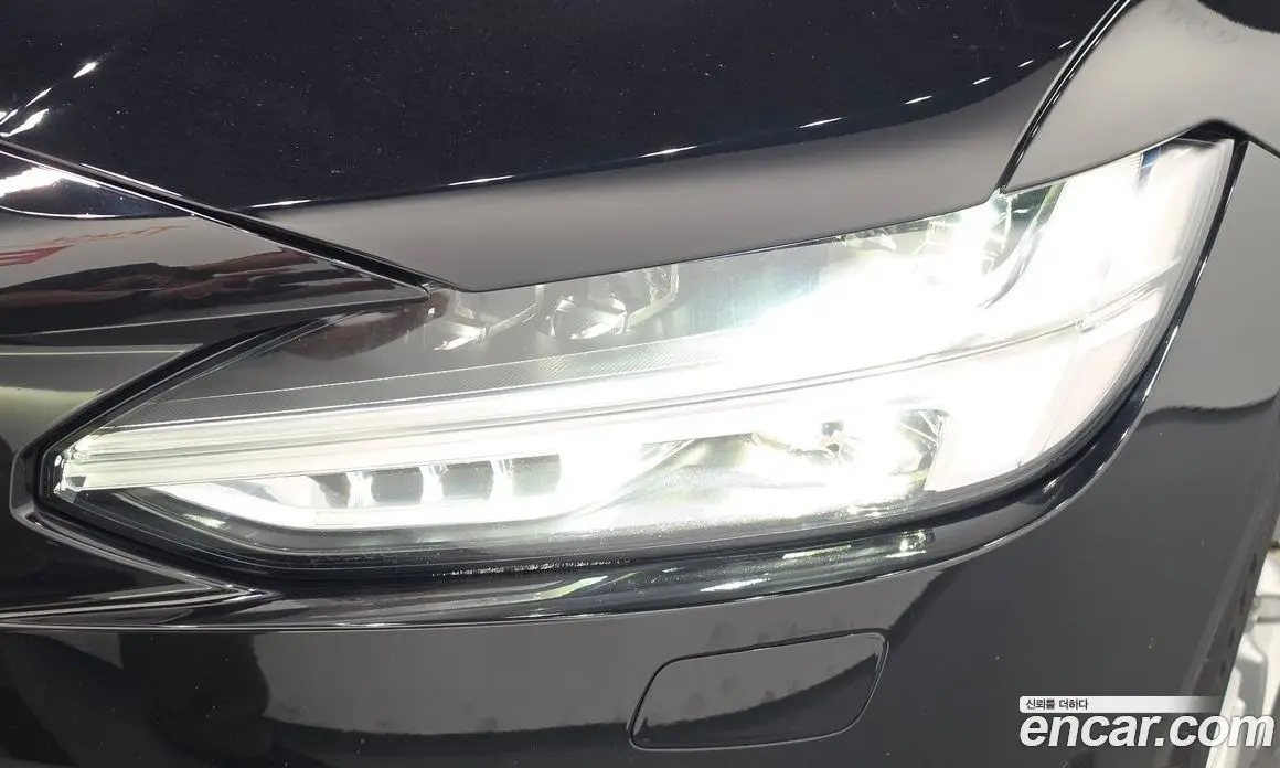 Volvo S90 2020 2.0 автомат (гидро), фото 8 Volvo S90 2020 2.0 автомат (гидро), фото 8