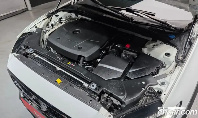 Volvo V60 2019 2.0 автомат (гидро), миниатюра 6 Volvo V60 2019 2.0 автомат (гидро), миниатюра 6