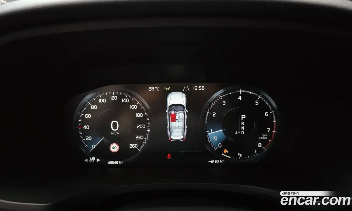 Volvo V60 2019 2.0 автомат (гидро), фото 8 Volvo V60 2019 2.0 автомат (гидро), фото 8