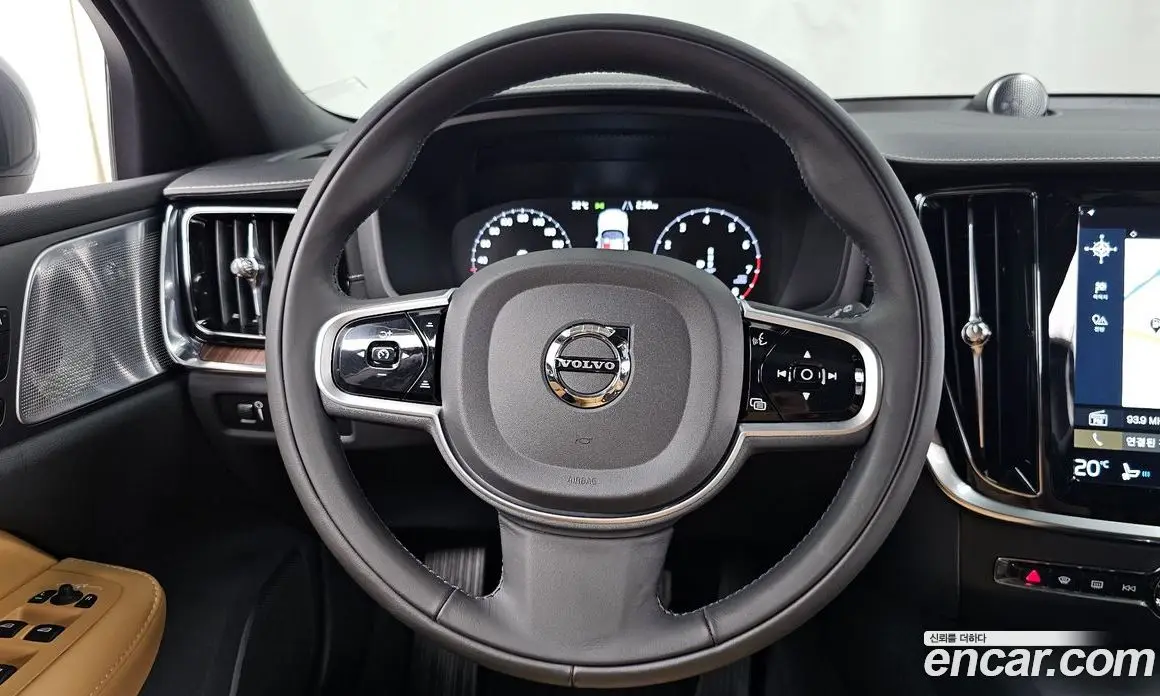 Volvo V60 2022 2.0 автомат (гидро), фото 19 Volvo V60 2022 2.0 автомат (гидро), фото 19