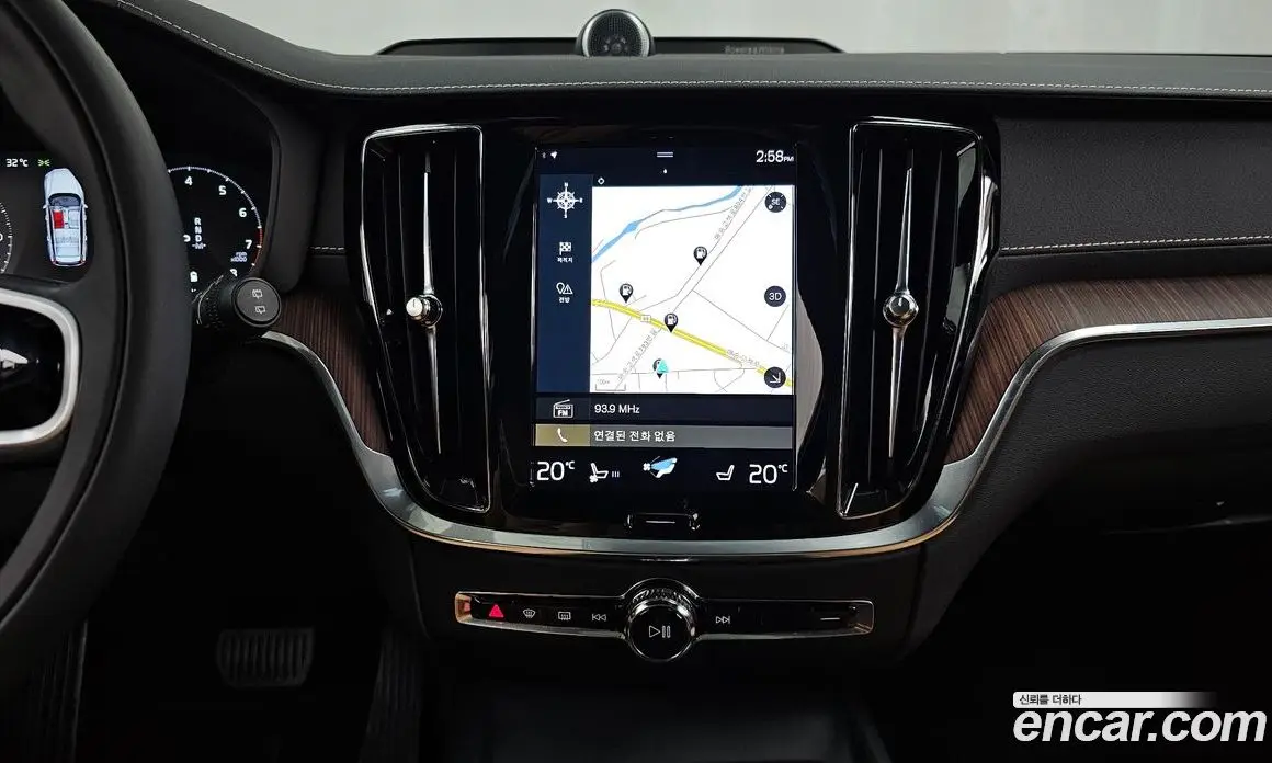 Volvo V60 2022 2.0 автомат (гидро), фото 20 Volvo V60 2022 2.0 автомат (гидро), фото 20