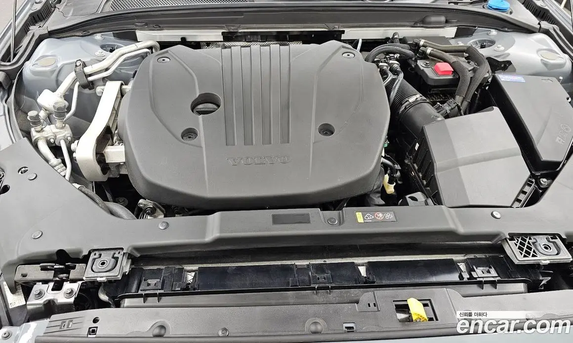 Volvo V60 2022 2.0 автомат (гидро), фото 6 Volvo V60 2022 2.0 автомат (гидро), фото 6