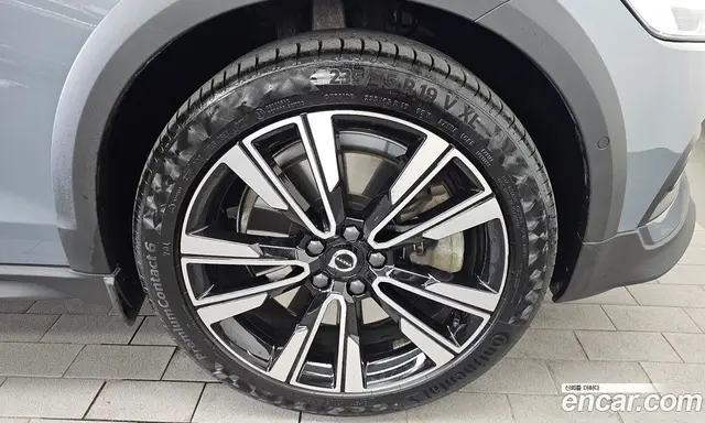 Volvo V60 2022 2.0 автомат (гидро), миниатюра 7 Volvo V60 2022 2.0 автомат (гидро), миниатюра 7