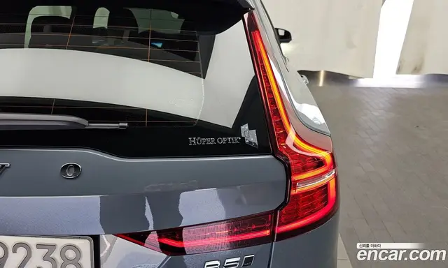 Volvo V60 2022 2.0 автомат (гидро), миниатюра 9 Volvo V60 2022 2.0 автомат (гидро), миниатюра 9