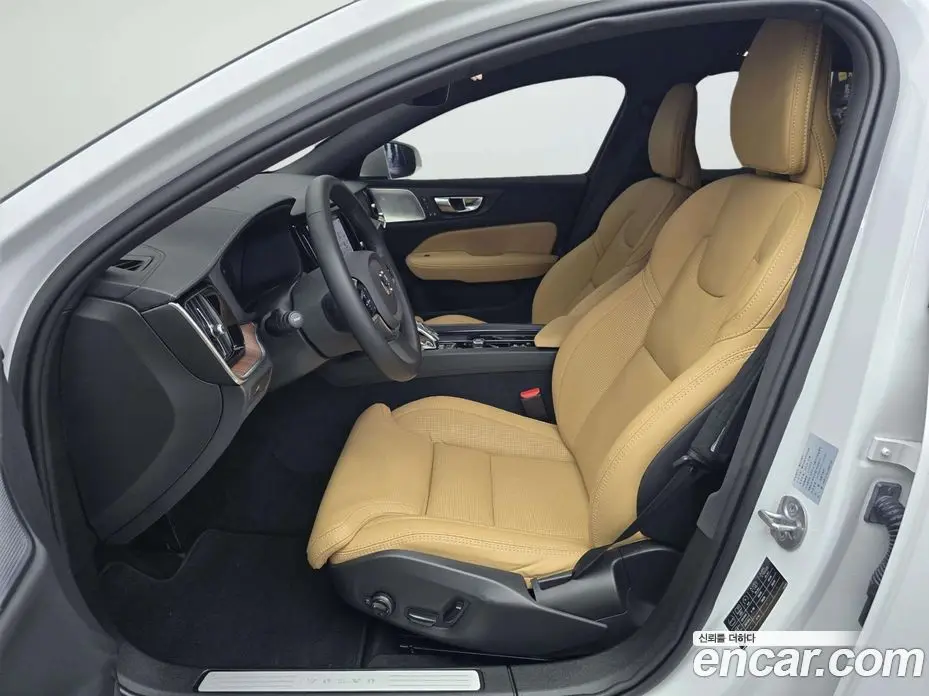 Volvo V60 2024 2.0 автомат (гидро), фото 11 Volvo V60 2024 2.0 автомат (гидро), фото 11
