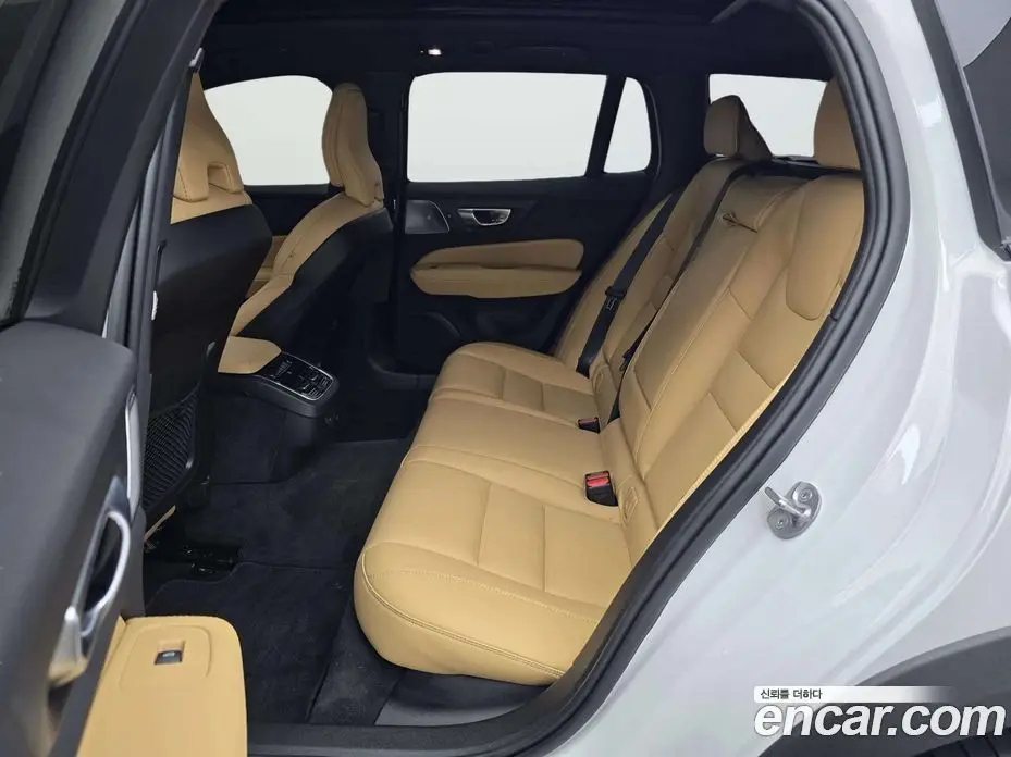 Volvo V60 2024 2.0 автомат (гидро), фото 13 Volvo V60 2024 2.0 автомат (гидро), фото 13