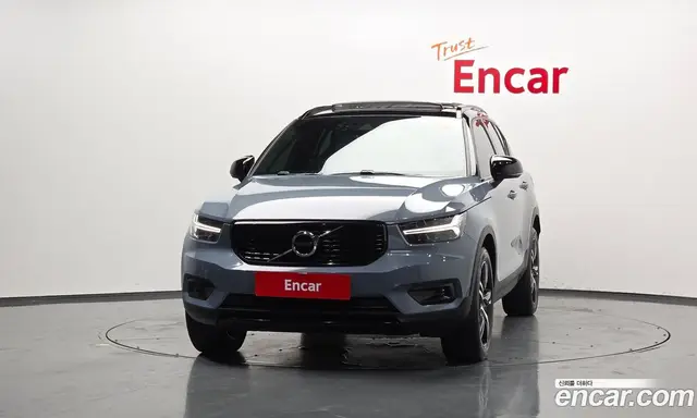 Volvo XC40 2020 2.0 автомат (гидро), миниатюра 3 Volvo XC40 2020 2.0 автомат (гидро), миниатюра 3