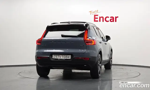 Volvo XC40 2020 2.0 автомат (гидро), миниатюра 4 Volvo XC40 2020 2.0 автомат (гидро), миниатюра 4