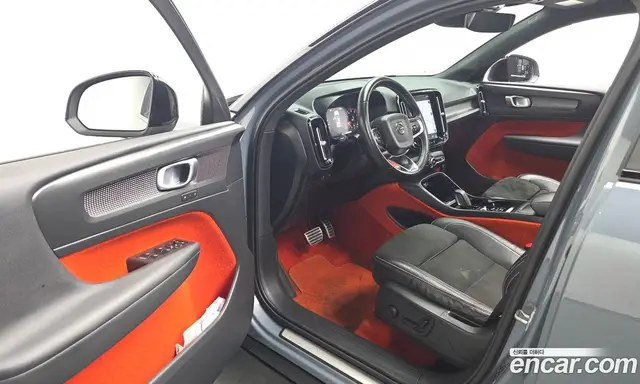 Volvo XC40 2020 2.0 автомат (гидро), миниатюра 10 Volvo XC40 2020 2.0 автомат (гидро), миниатюра 10