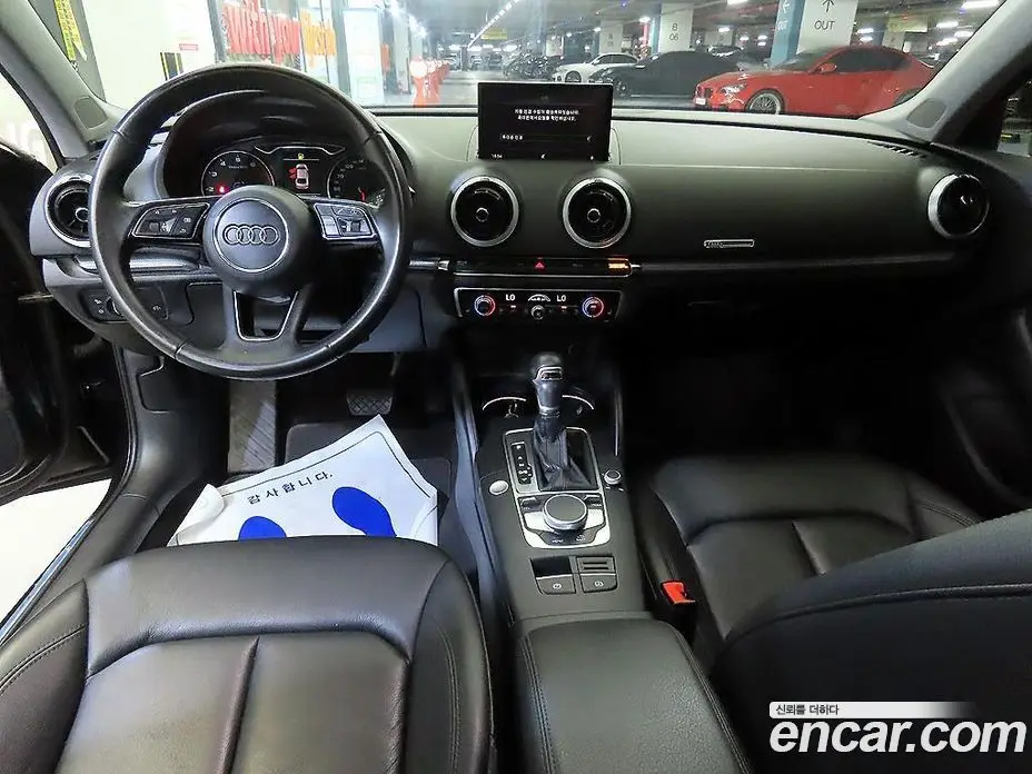 Audi A3 2018 2.0 автомат (гидро), фото 10 Audi A3 2018 2.0 автомат (гидро), фото 10