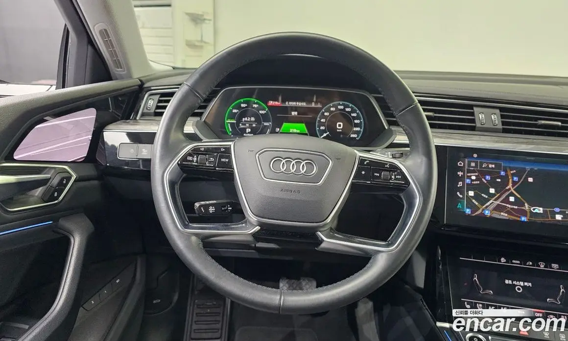 Audi e-tron 2021 0.2 автомат (гидро), фото 19 Audi e-tron 2021 0.2 автомат (гидро), фото 19