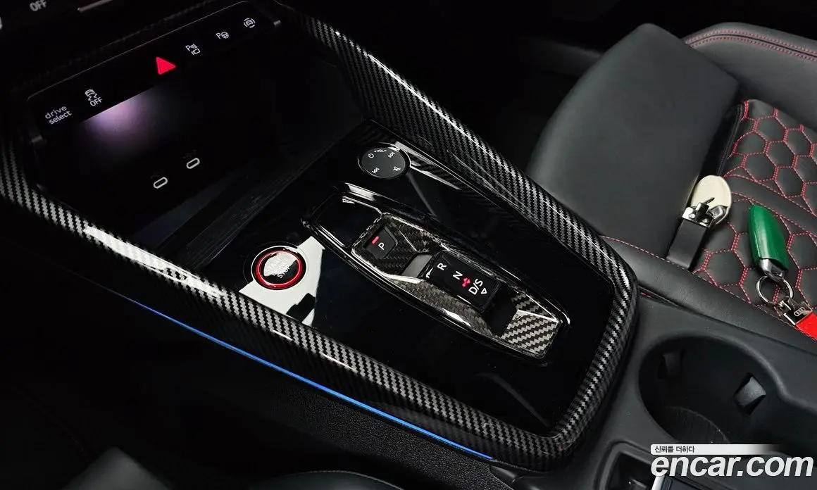 Audi RS3 2025 2.5 автомат (гидро), фото 12