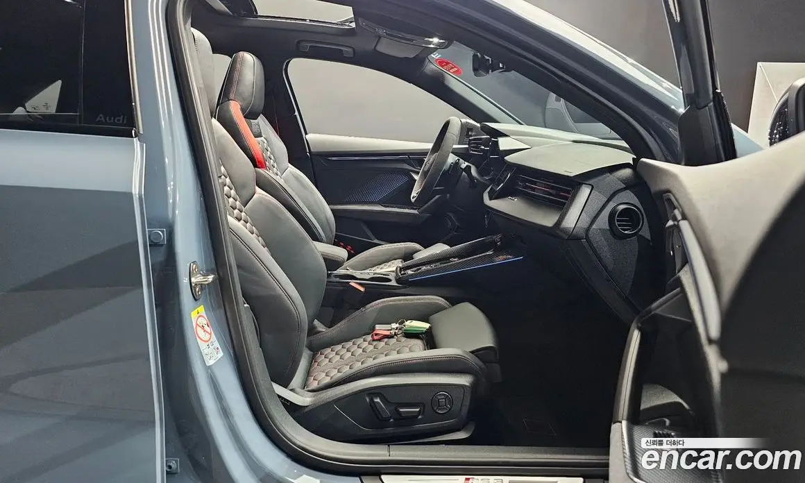Audi RS3 2025 2.5 автомат (гидро), фото 16