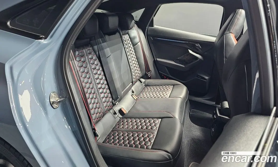 Audi RS3 2025 2.5 автомат (гидро), фото 17