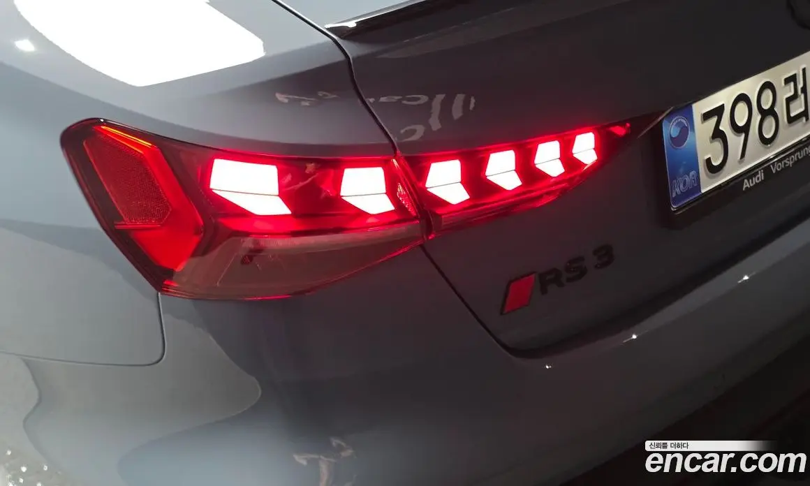 Audi RS3 2025 2.5 автомат (гидро), фото 9