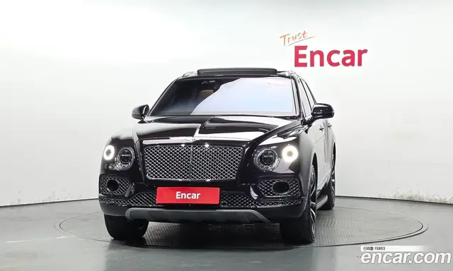 Bentley Bentayga 2018 6.0 автомат (гидро), миниатюра 2 Bentley Bentayga 2018 6.0 автомат (гидро), миниатюра 2