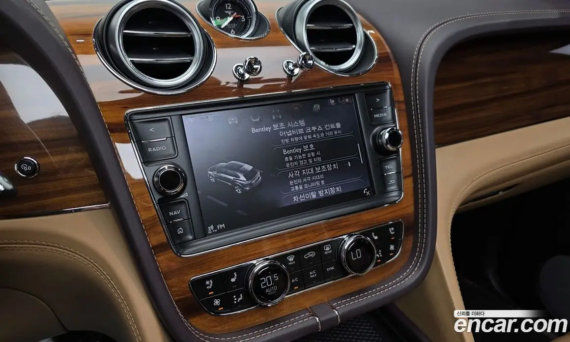 Bentley Bentayga 2018 6.0 автомат (гидро), фото 36 Bentley Bentayga 2018 6.0 автомат (гидро), фото 36