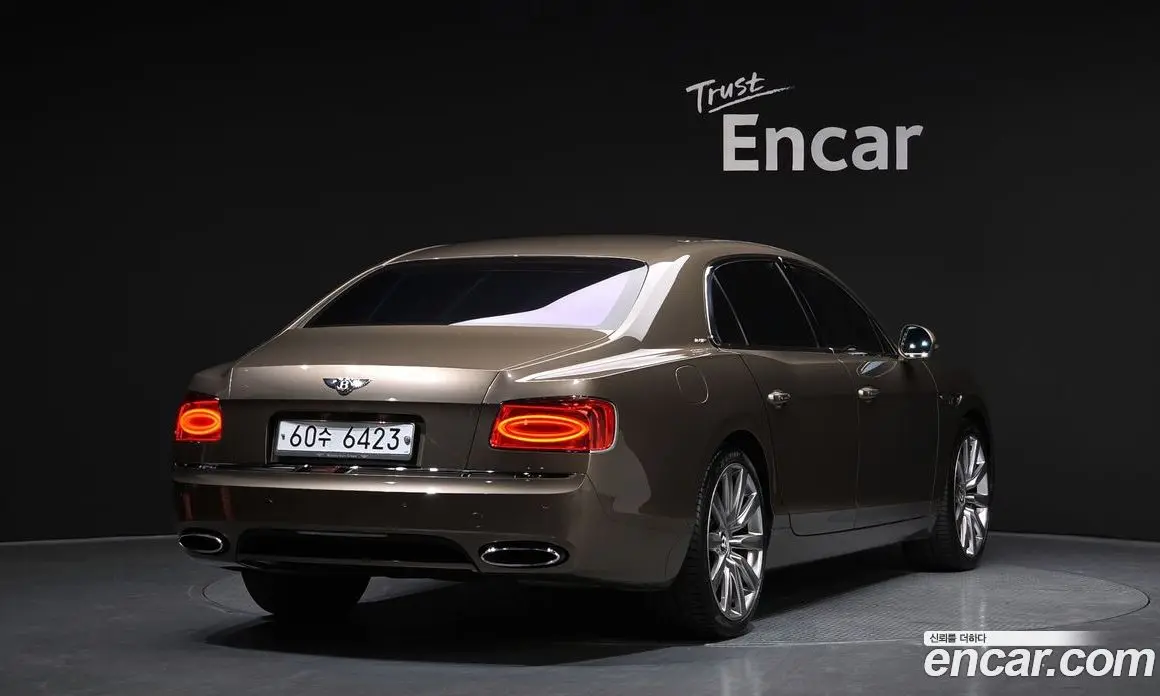 Bentley Flying Spur 2014 6.0 автомат (гидро), фото 2 Bentley Flying Spur 2014 6.0 автомат (гидро), фото 2