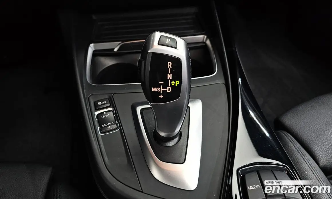 BMW 1 серия 2019 2.0 автомат (гидро), фото 11 BMW 1 серия 2019 2.0 автомат (гидро), фото 11