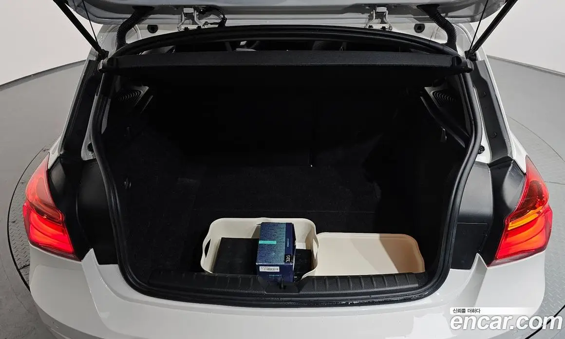 BMW 1 серия 2019 2.0 автомат (гидро), фото 22 BMW 1 серия 2019 2.0 автомат (гидро), фото 22