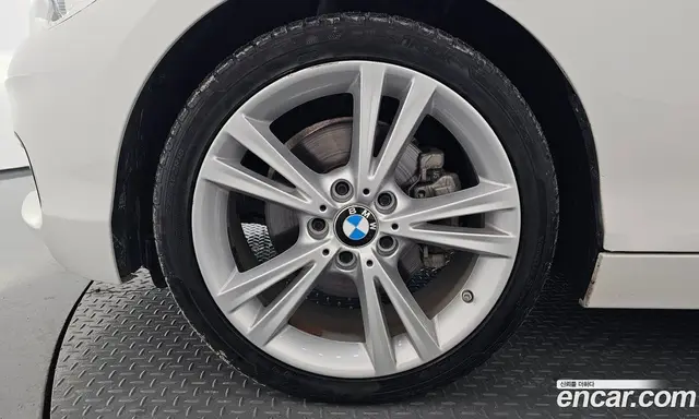 BMW 1 серия 2019 2.0 автомат (гидро), миниатюра 4 BMW 1 серия 2019 2.0 автомат (гидро), миниатюра 4