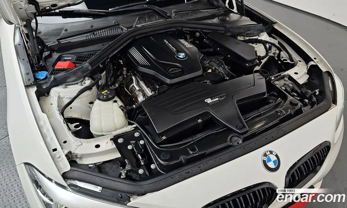 BMW 1 серия 2019 2.0 автомат (гидро), фото 5 BMW 1 серия 2019 2.0 автомат (гидро), фото 5