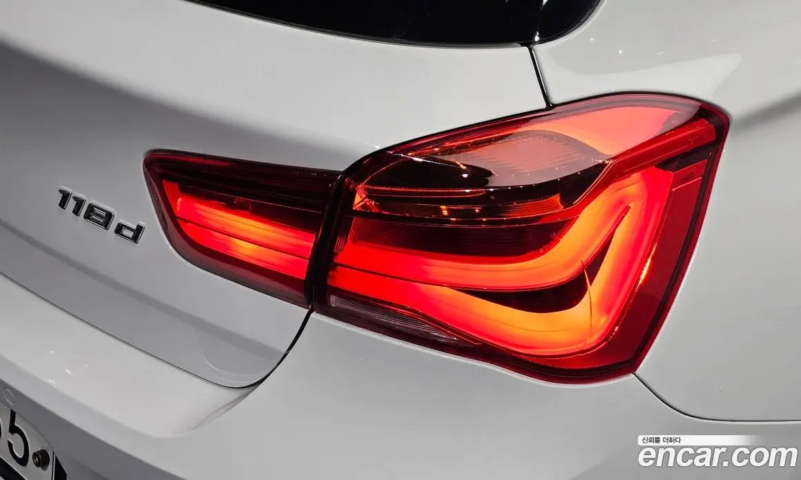 BMW 1 серия 2019 2.0 автомат (гидро), фото 8 BMW 1 серия 2019 2.0 автомат (гидро), фото 8