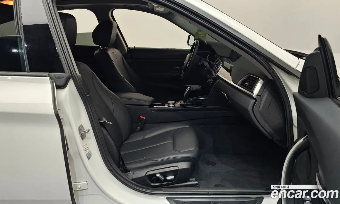 BMW 3 серия 2018 2.0 автомат (гидро), фото 16