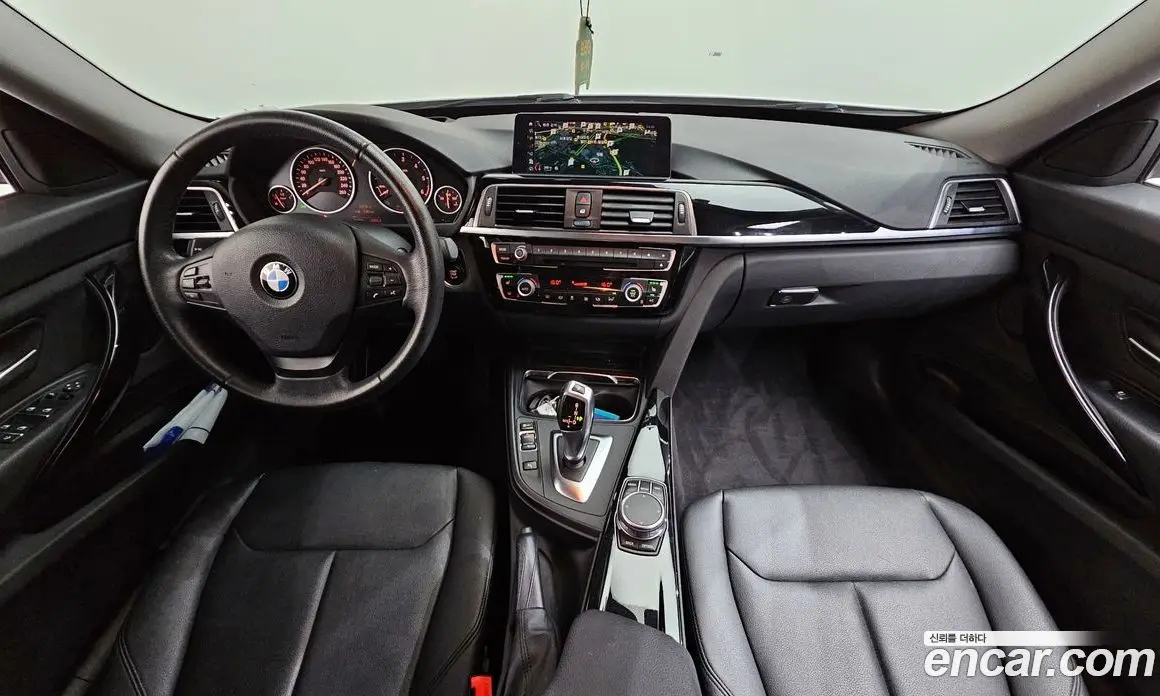 BMW 3 серия 2018 2.0 автомат (гидро), фото 10